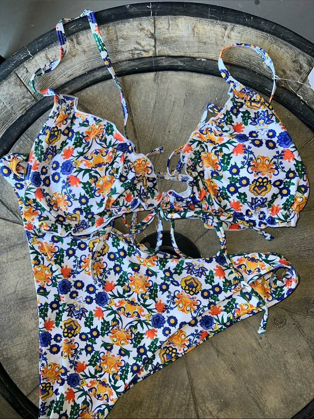 Floral Print Two-Piece Bikini - White Multicolor XL B7